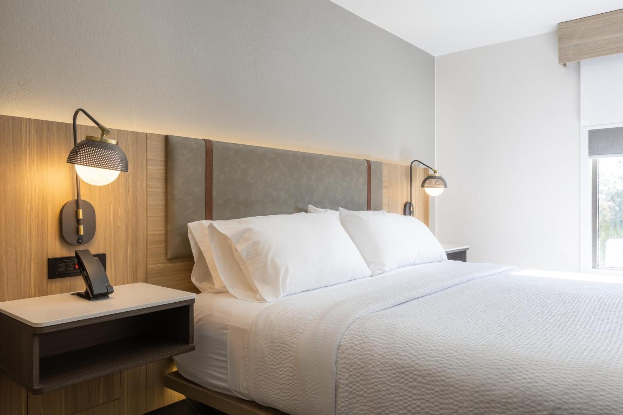 Holiday Inn Anderson By Ihg Ngoại thất bức ảnh
