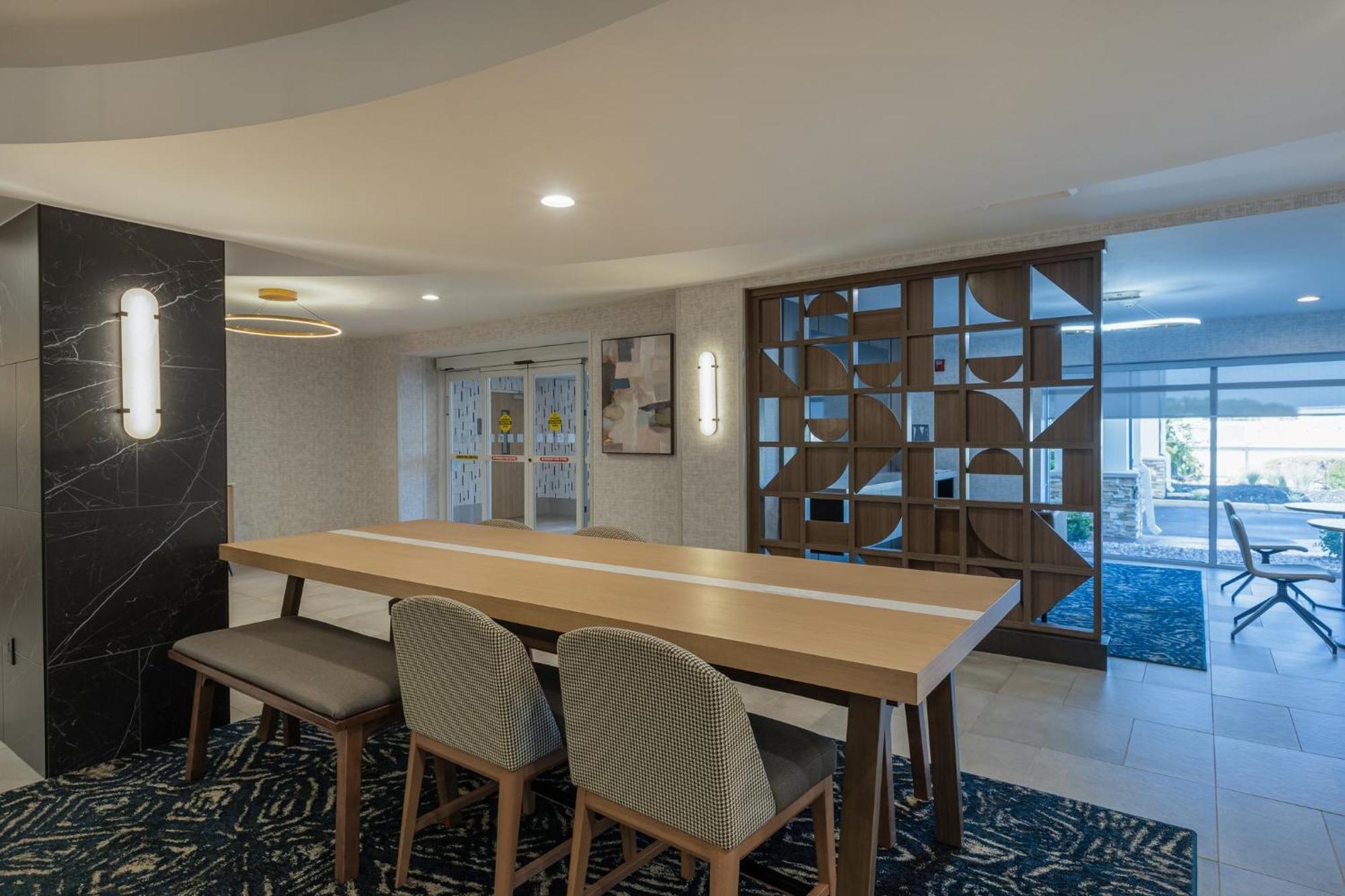 Holiday Inn Anderson By Ihg Ngoại thất bức ảnh